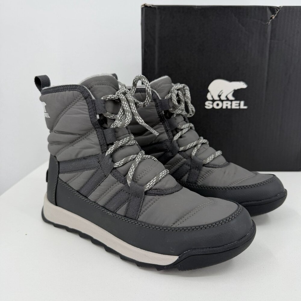 Sorel Whitney II Short Lace Up Boots in Quarry Gray size 6.5 Women's Winter/Snow